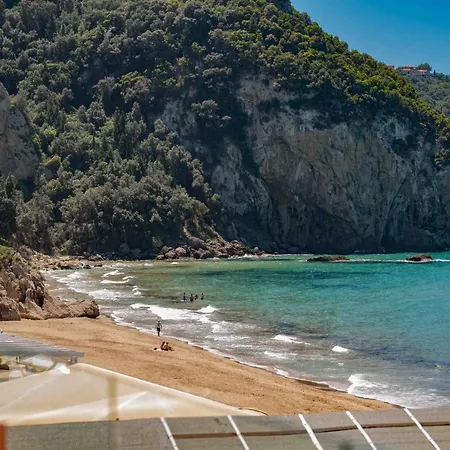 בית נופש Glorious Sunset & Sea View Loft Mariastella 6 *